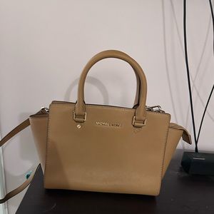 Michael Korea’s Camel Crossbody bag